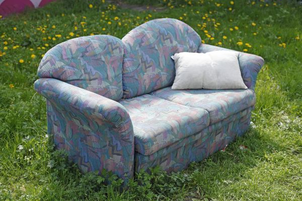 Couch Disposal in Metairie